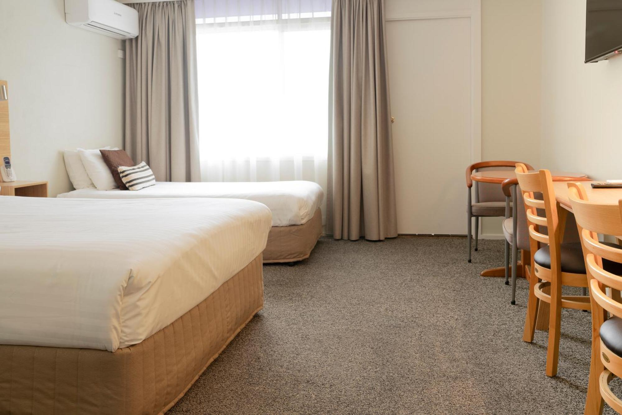 Posthouse Motor Lodge Гоулбёрн Экстерьер фото