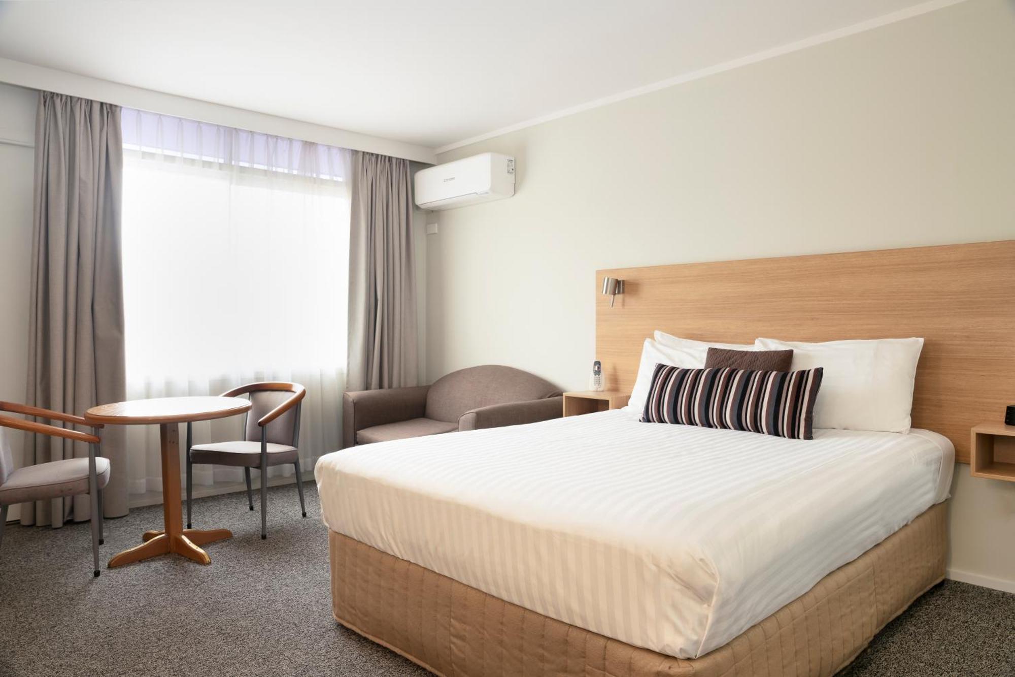 Posthouse Motor Lodge Гоулбёрн Экстерьер фото